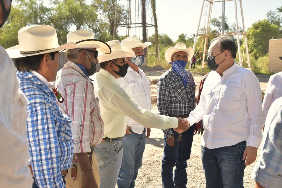 Miembros de la etnia Yaqui exponen necesidades y solicitudes al gobernador Alfonso Durazo