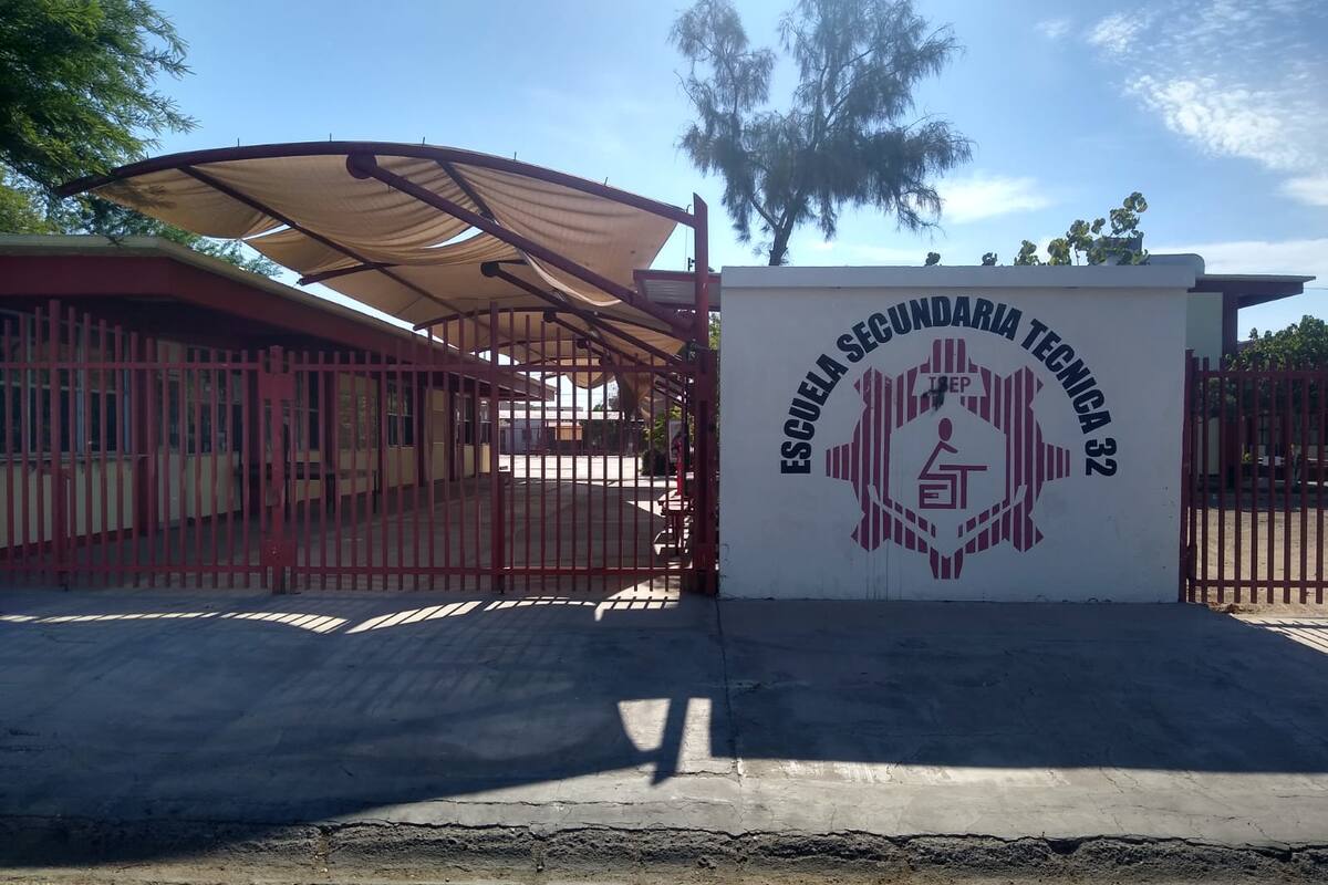 Arrestan a tres por allanar secundaria en Villa Bonita