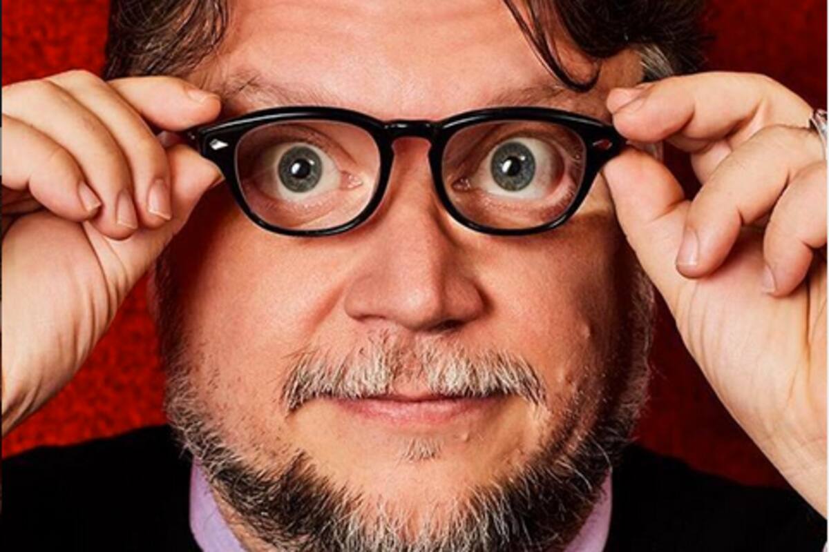 ¿Cuál es el parecido entre ''The shape of water'' y "Let me hear you whisper"?