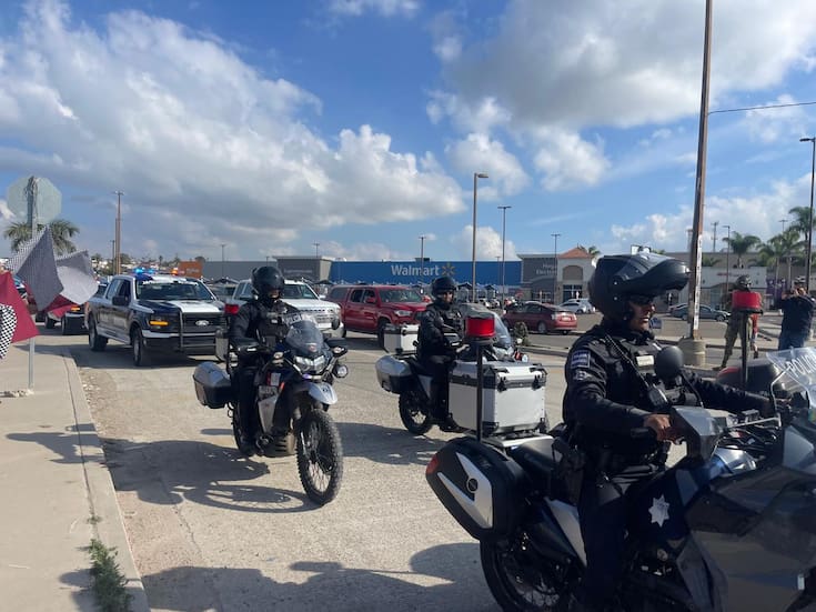 Refuerzan seguridad para fiestas decembrinas en Rosarito