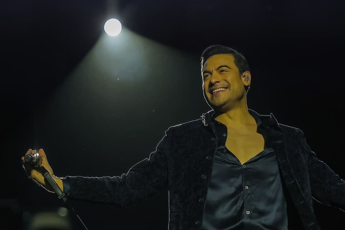 El romance de Carlos Rivera en Hermosillo alcanza su punto máximo con un lleno total en el Foro Rosales durante las Fiestas del Pitic 2026