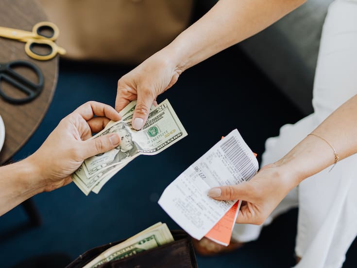 Recibió por error el salario de toda la fábrica y se negó a devolverlo, pero el caso escaló hasta la Corte Suprema