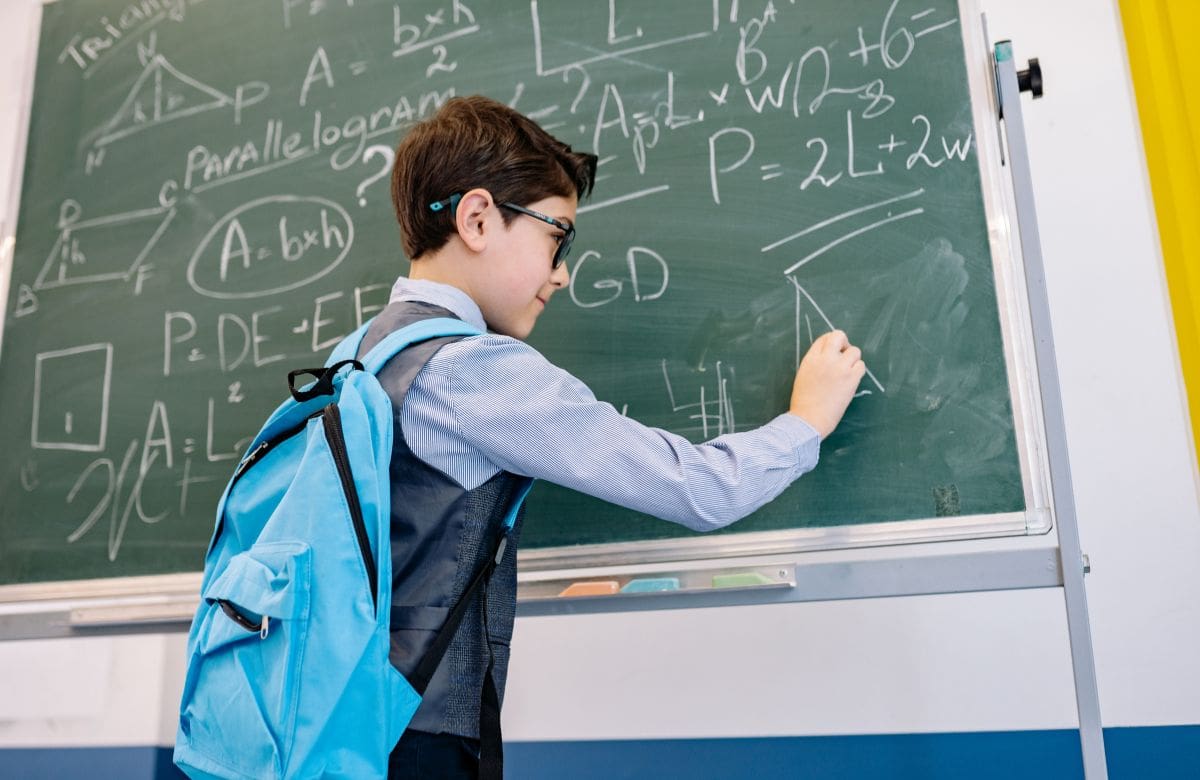 El PT propone reformar la Ley General de Educación para incluir la inteligencia artificial y su uso ético en los planes de estudio de la Nueva Escuela Mexicana. | Foto: Especial GH