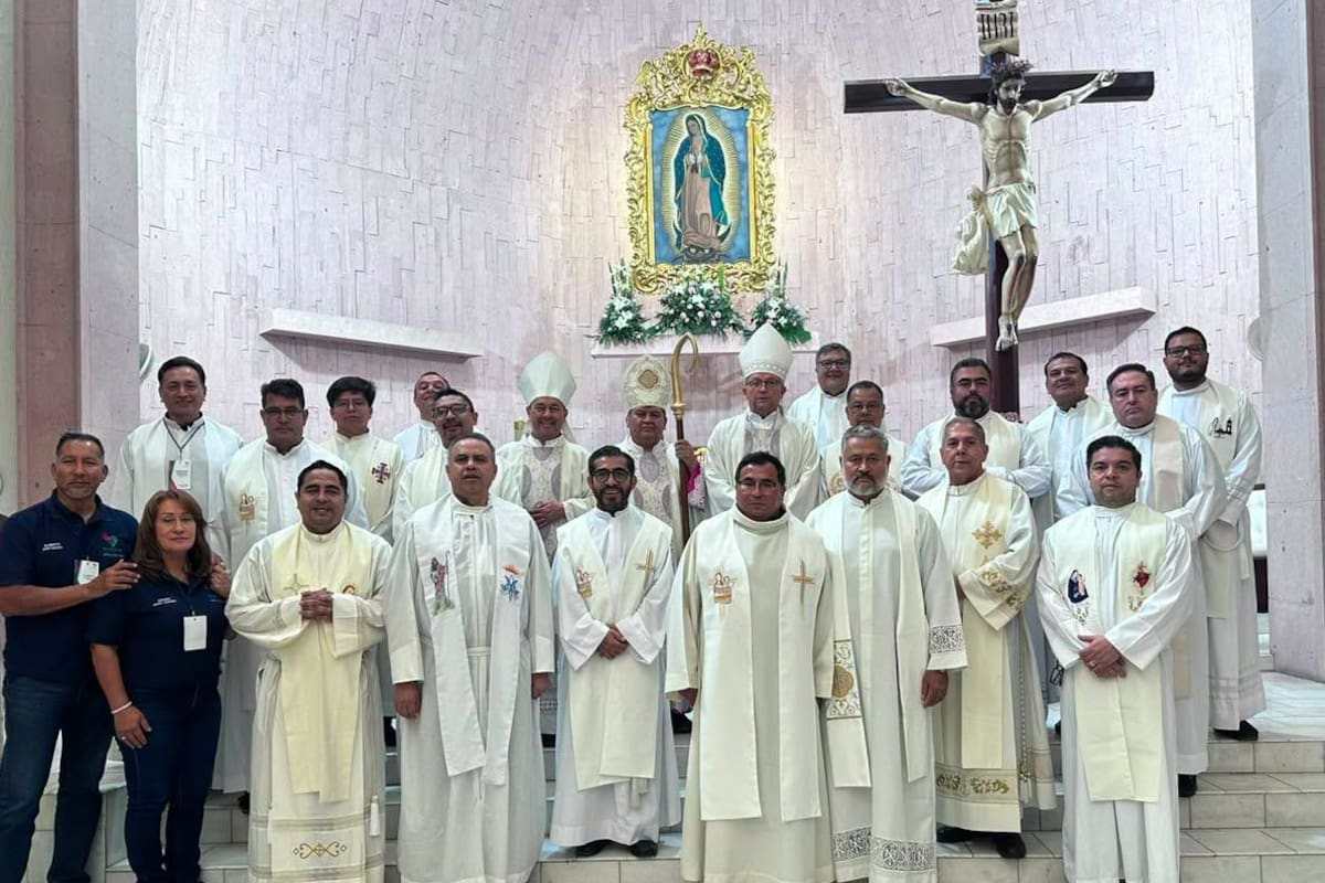 Sacerdotes de 19 provincias llegaron a Mexicali para abordar los desafíos de las familias mexicanas