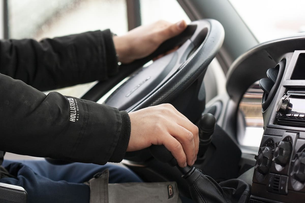 La industria automotriz en México, clave en la economía nacional, genera millones de empleos directos e indirectos y representa el 4.5% del PIB.