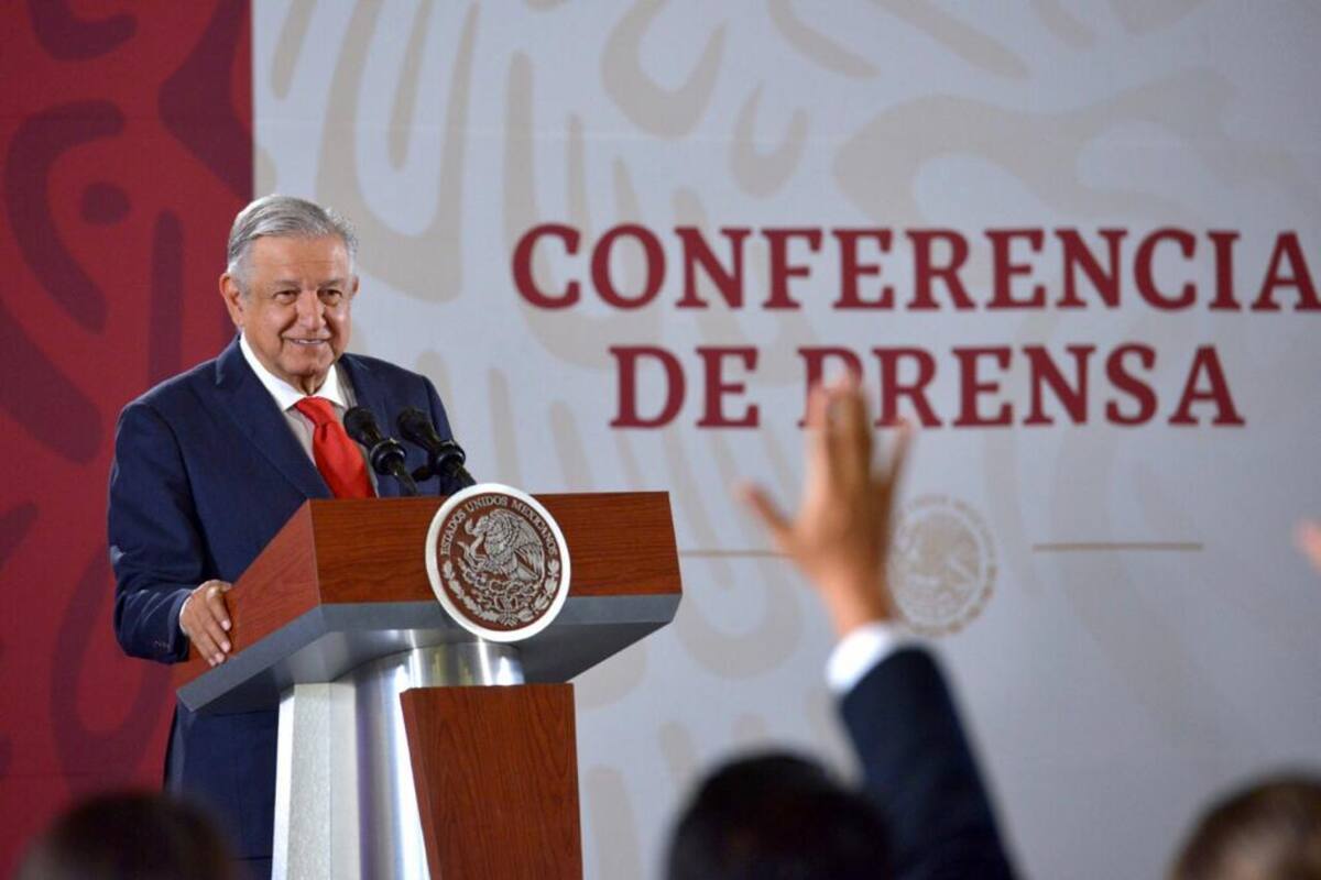 Renuncia de Romero Deschamps es inicio de etapa nueva: AMLO