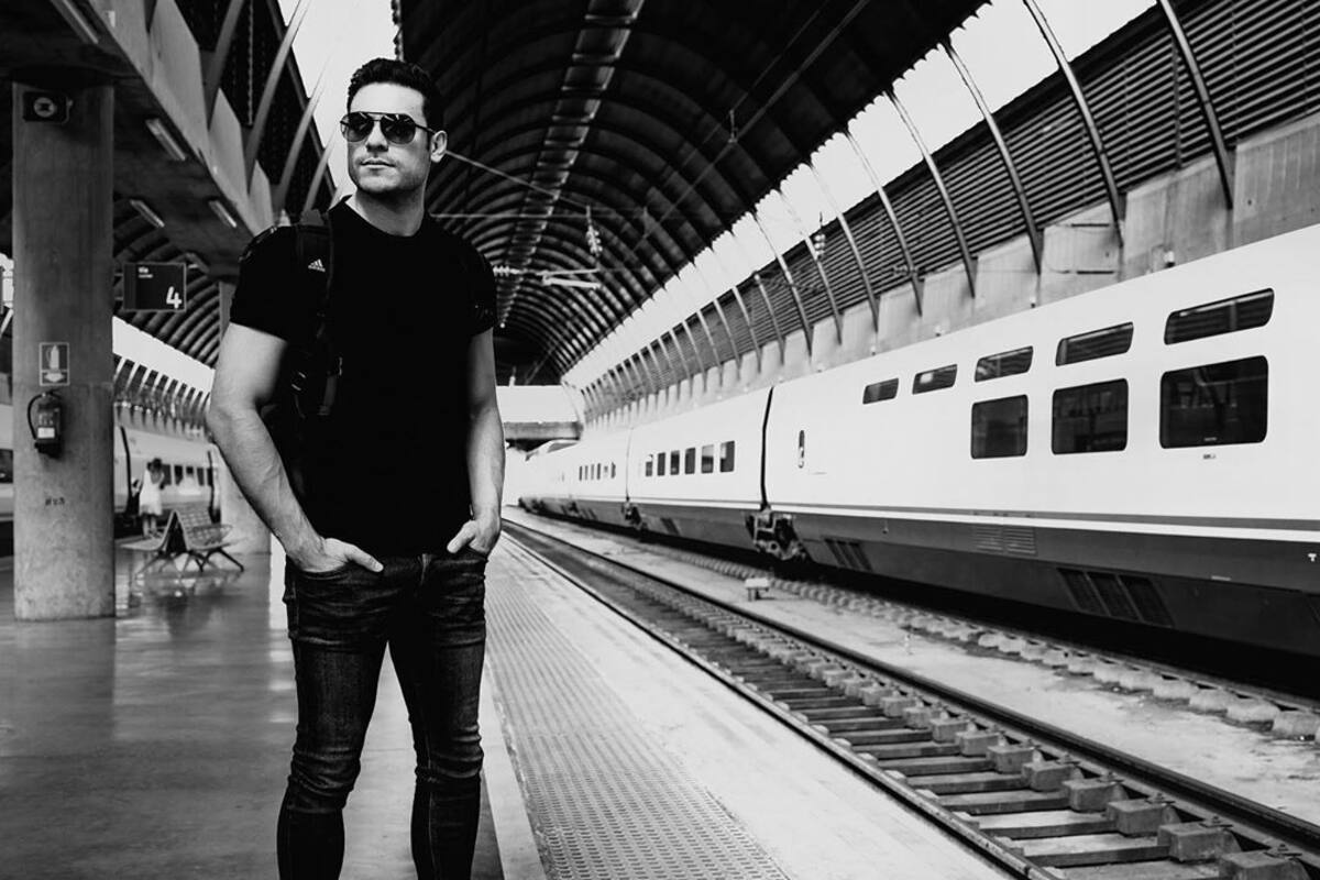 Carlos Rivera ya suma 7 millones de oyentes en Spotify