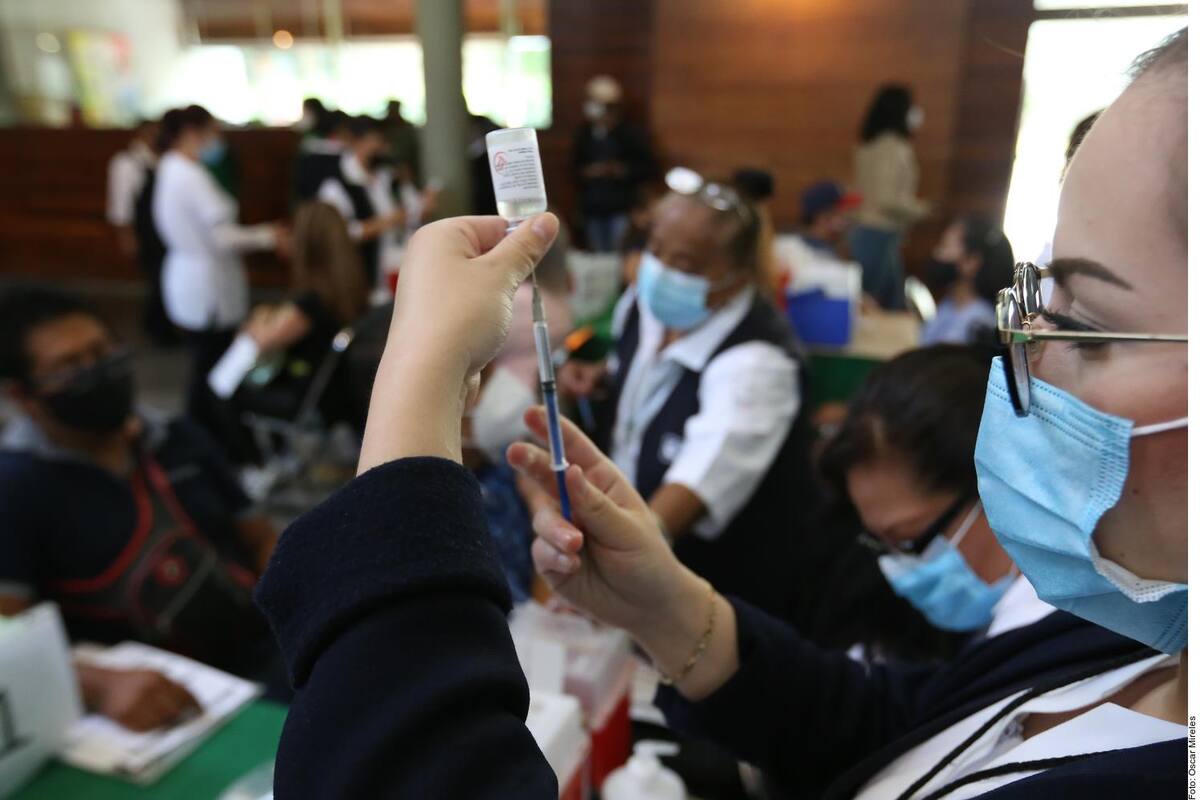 Iniciará en julio vacunación para los de 40 a 49 años