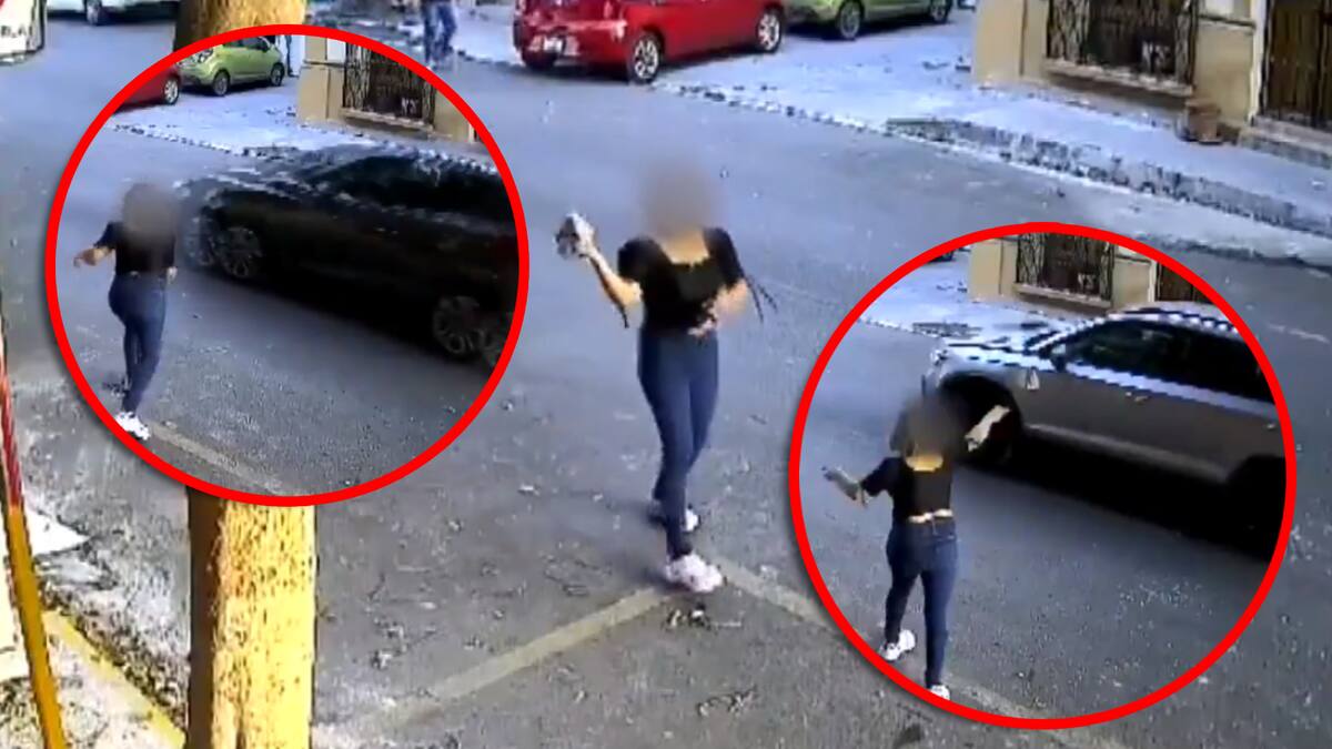 Captan a mujer lanzando piedras a vehículos en pleno centro de Monterrey; se presume que estaba bajo los efectos de alguna sustancia