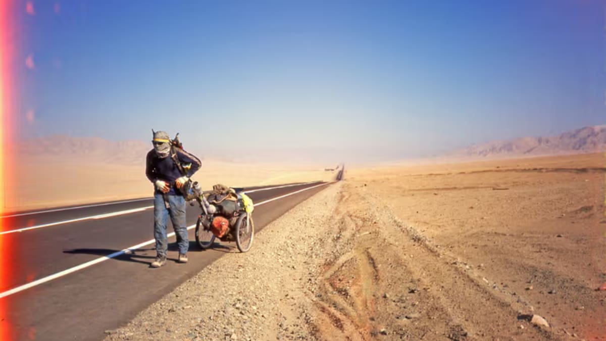 La Expedición Goliat ha llevado a Bushby por 25 países y más de 49,000 kilómetros durante casi tres décadas. (https://karlbushby.world/)
