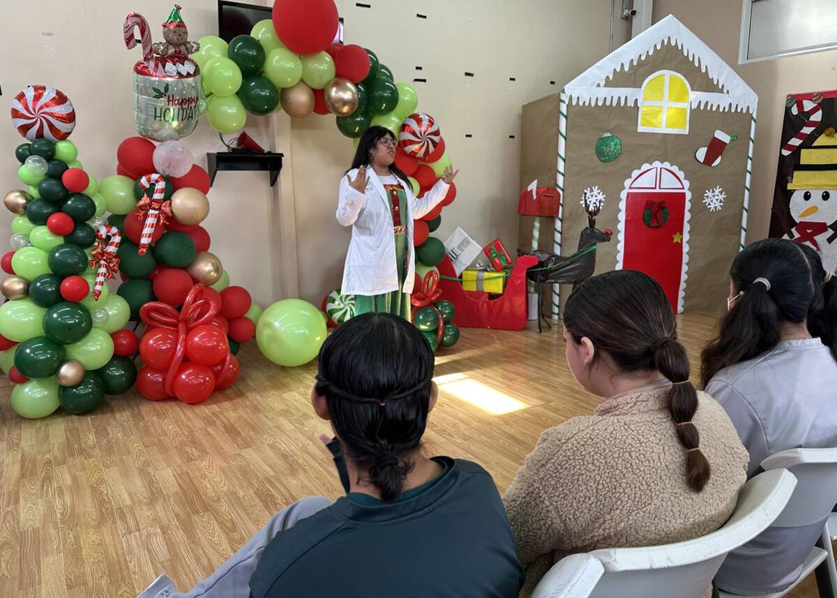 Con la celebración de la posada se busca fomentar la unión familiar, la comunicación, pero sobre todo  evitar que  los pacientes se sientan solos en esta época.