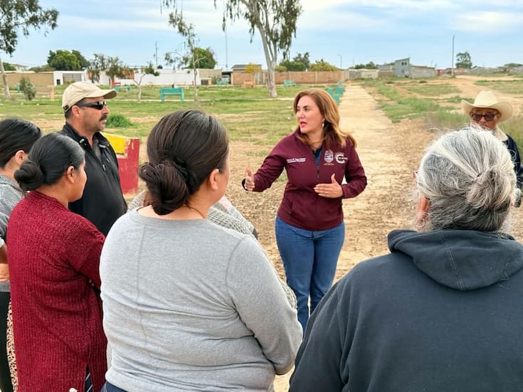 San Quintín sigue operando pese a toma del Ayuntamiento, asegura alcaldesa