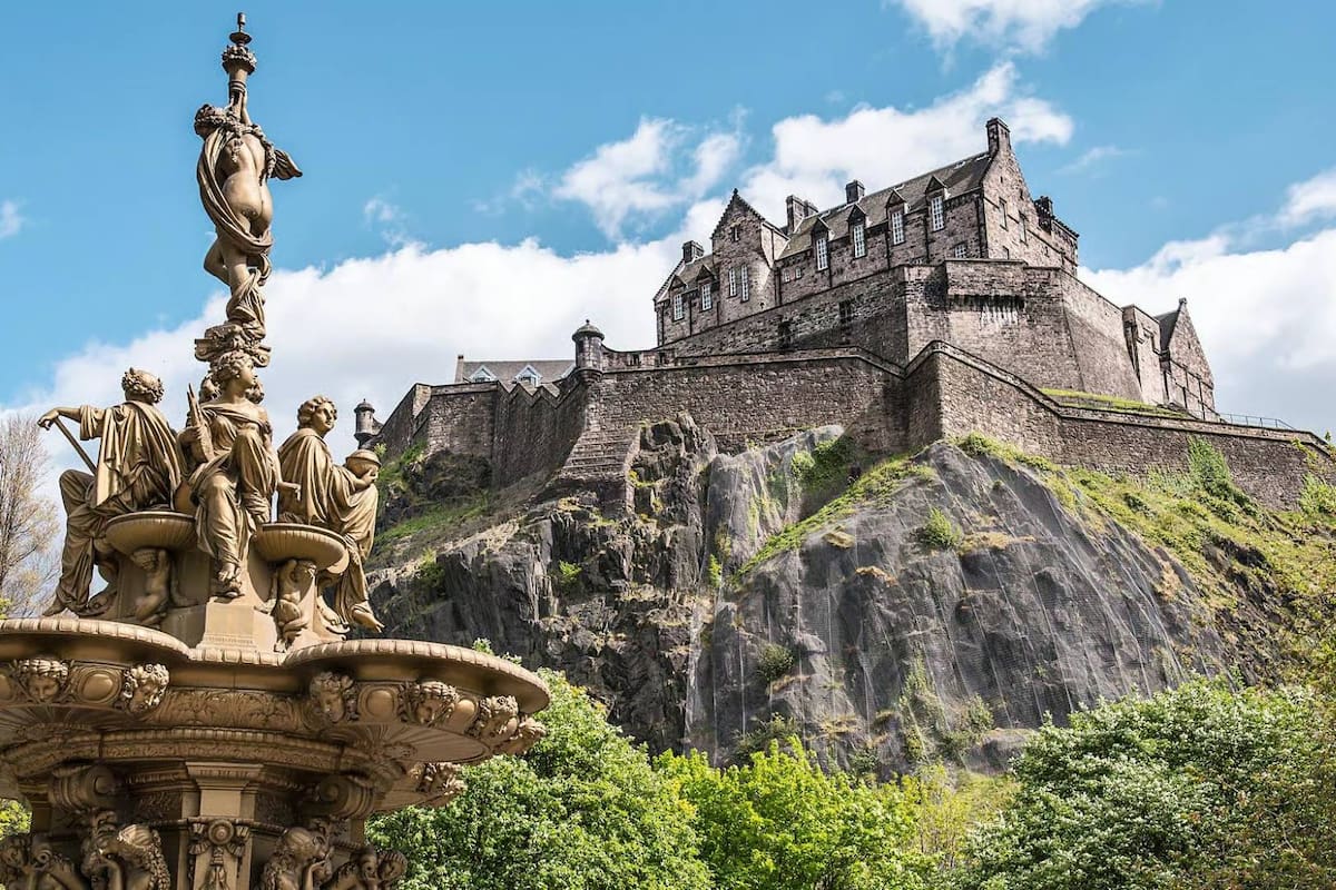 Historiador cancela recorridos de Harry Potter en Escocia a favor de la comunidad trans: “Era necesario”