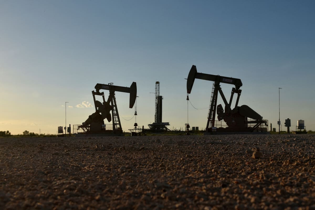 FOTO DE ARCHIVO: Bombas de petróleo en un yacimiento de Midland, estado de Texas, Estados Unidos, el 22 de agosto de 2018. REUTERS/Nick Oxford