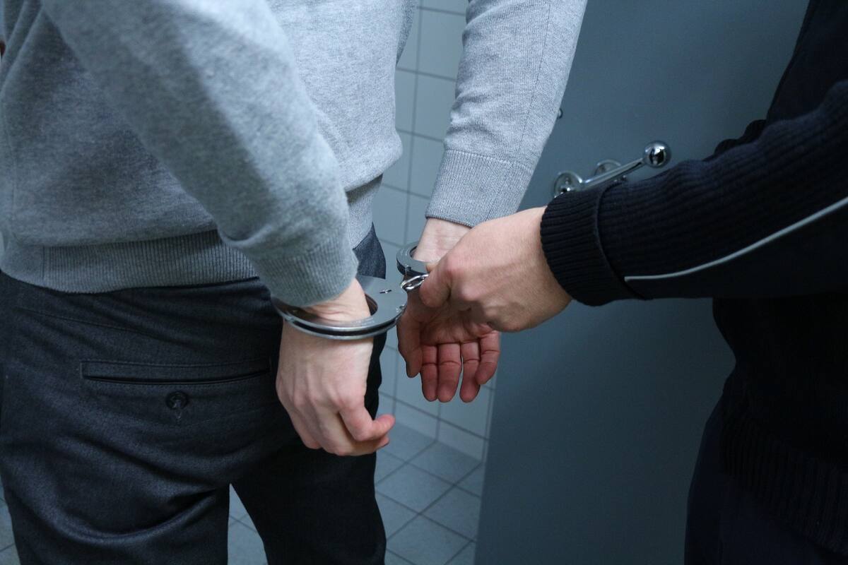 Autoridades reportan robo violento por parte de una persona de capacidades diferentes en tienda de conveniencia de la colonia Perisur