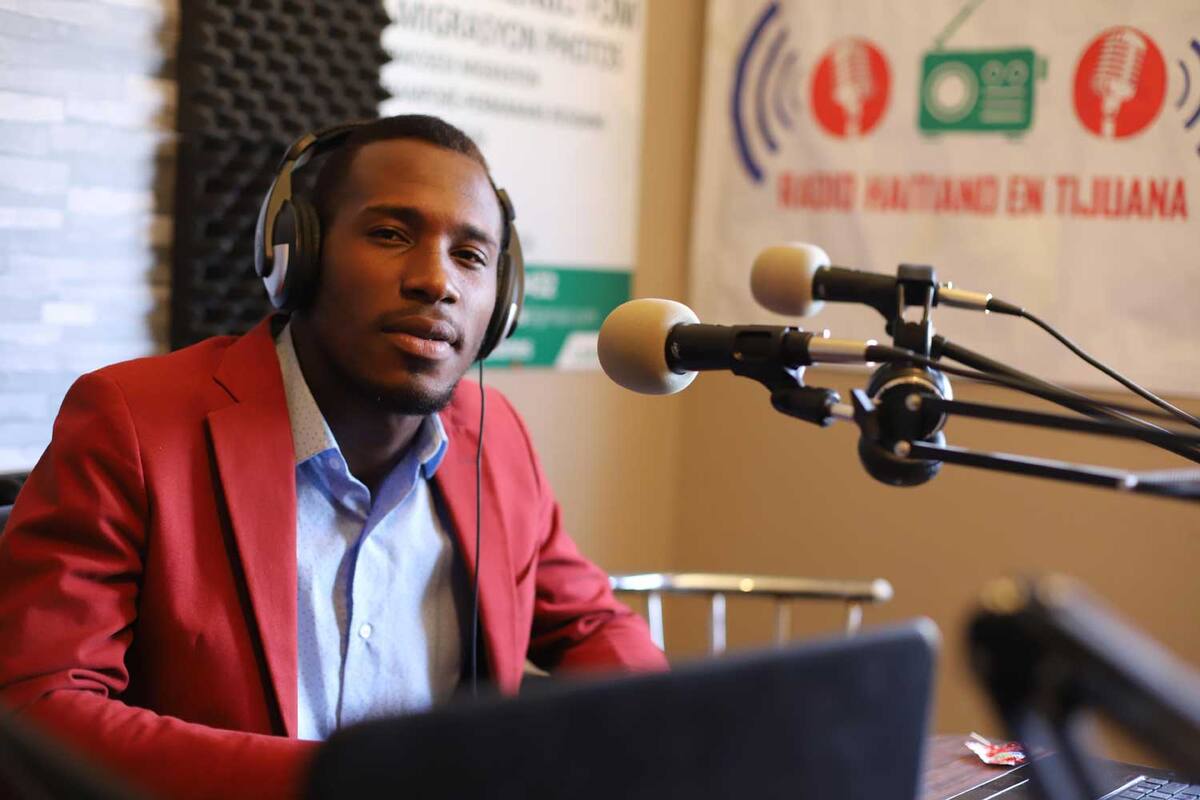 Crean haitianos en Tijuana una de radio ‘en línea’