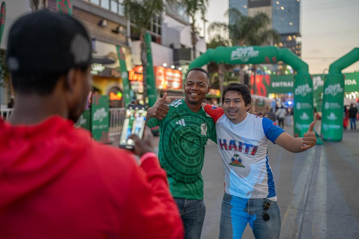 Comunidad haitiana, tijuanenses y turistas se reunieron en el Baja Fut Fest para presenciar el regreso de Haití al Mundial, pese a derrota ante Escocia. Foto: Cortesía.