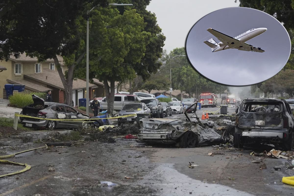 Reportan varias muertes tras desplome de avioneta sobre casas de San Diego