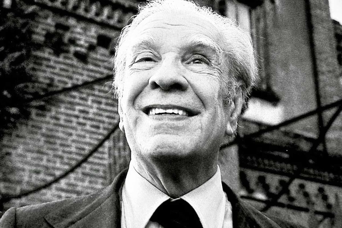 De mirada y pluma inmortal: Jorge Luis Borges
