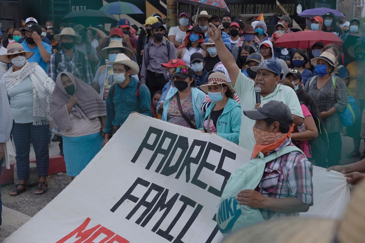 Chiapas: 19 normalistas siguen detenidos en el penal El Amate