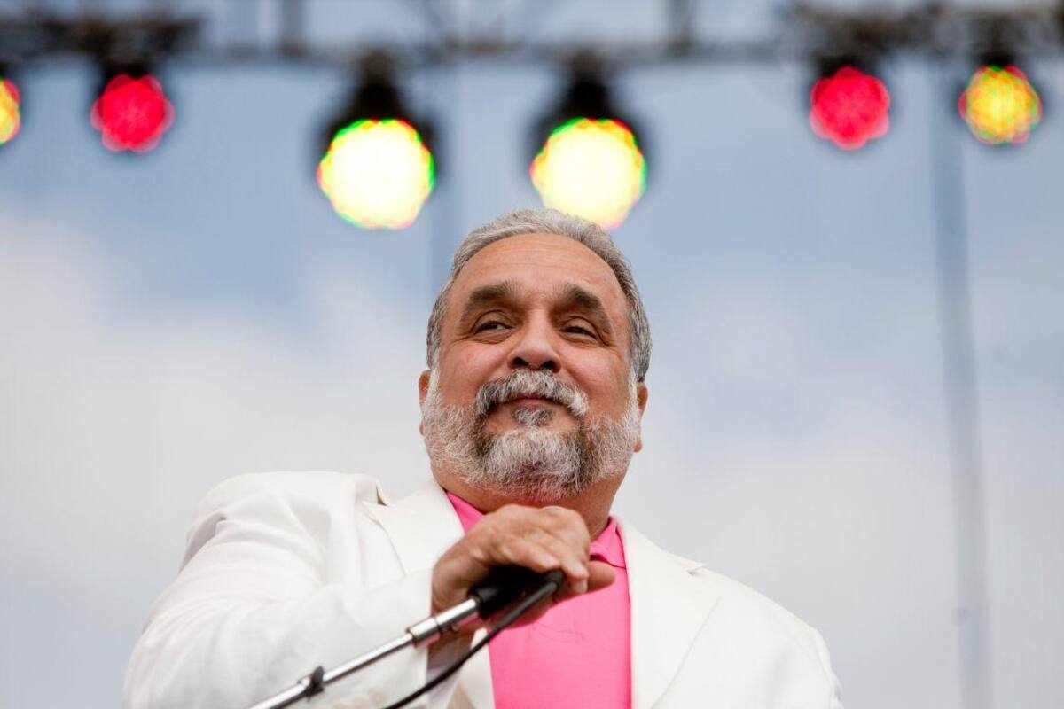 Lamenta Willie Colón su delicado estado de salud; le espera larga recuperación