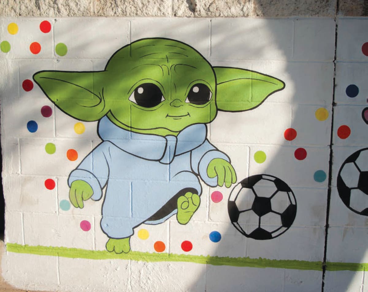 Los personajes llaman la atención de todos, pего especialmente de los niños.