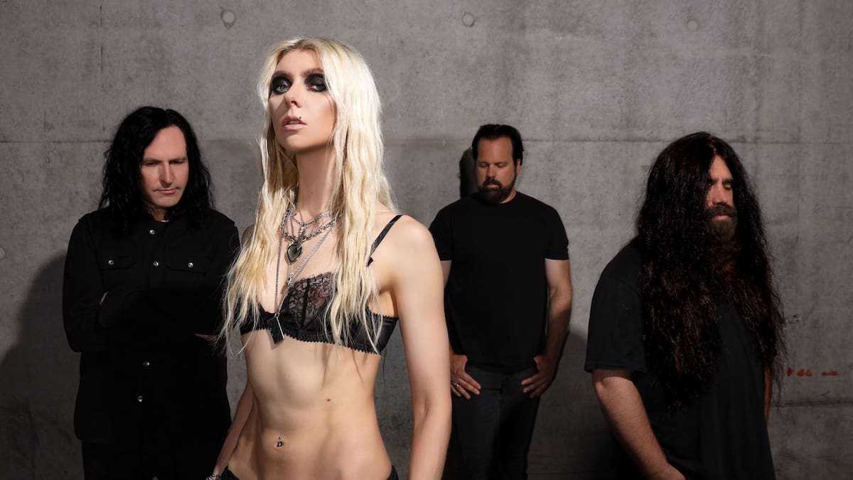 The Pretty Reckless abrirá el concierto de AC DC en CDMX en abril de 2026 | Cuenta de X: @Pogopedia