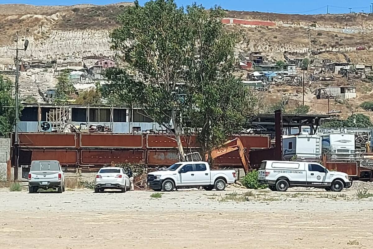 Hallan cadáver en arroyo de la colonia Arenales