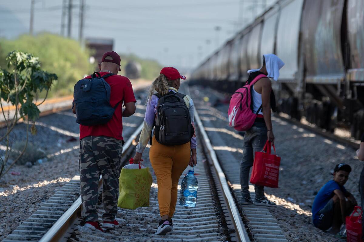 Rescatan a más de 700 migrantes en Tlaxcala; detienen a cuatro presuntos traficantes