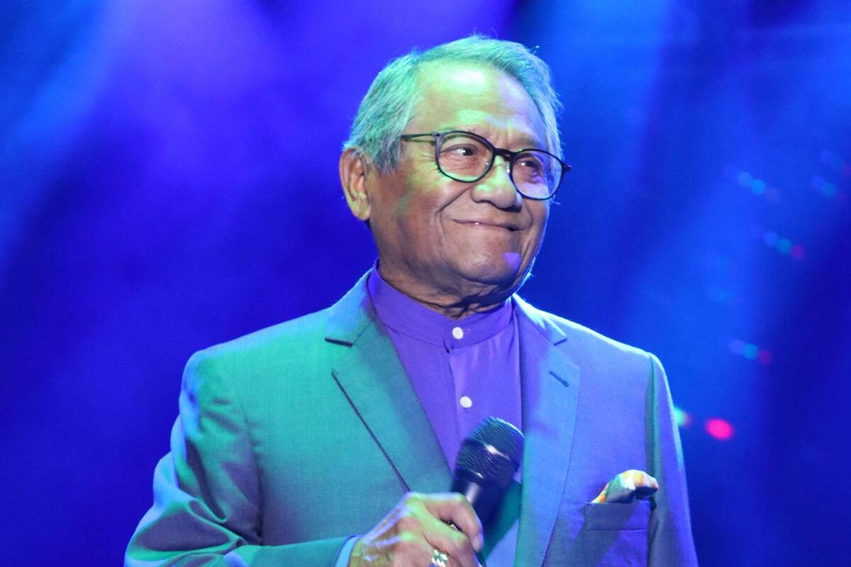 Internan por Covid a Armando Manzanero