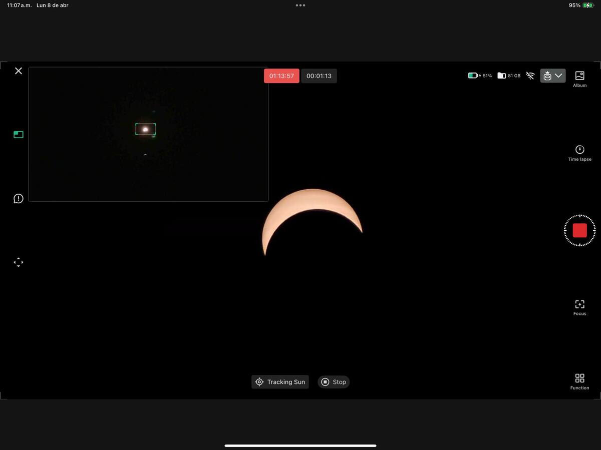 Eclipse solar en su punto máximo desde la ciudad de Hermosillo / Jorge Venegas