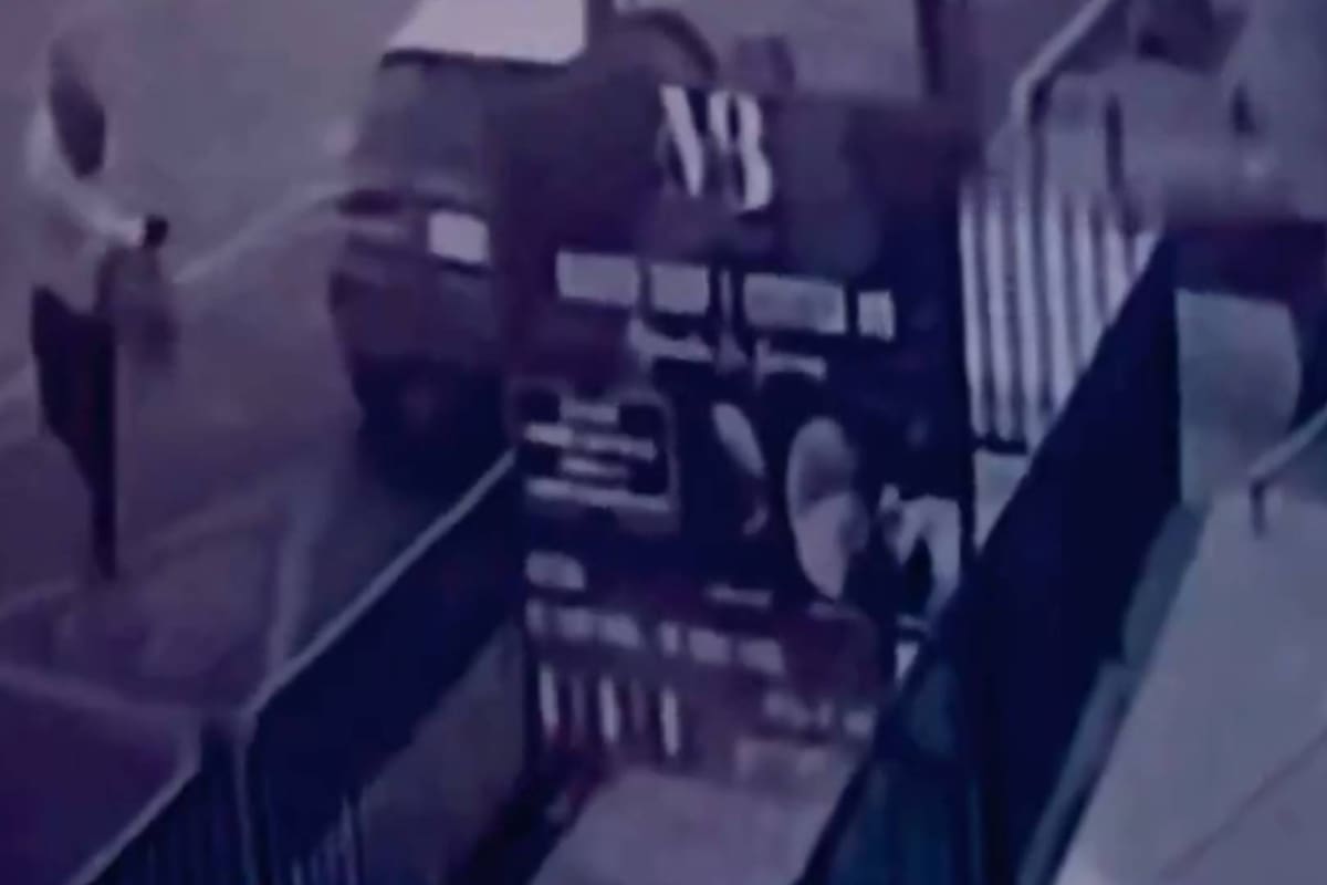 Ximena Guzmán llegó en su vehículo a la parada para esperar a José Muñoz y allí fueron ejecutados; sicario les disparó varias veces y luego huyó a pie, según revela VIDEO