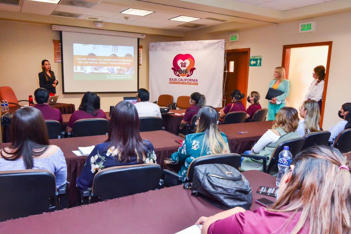 DIF fortalece estrategia para atención a menores que trabajan en la calle