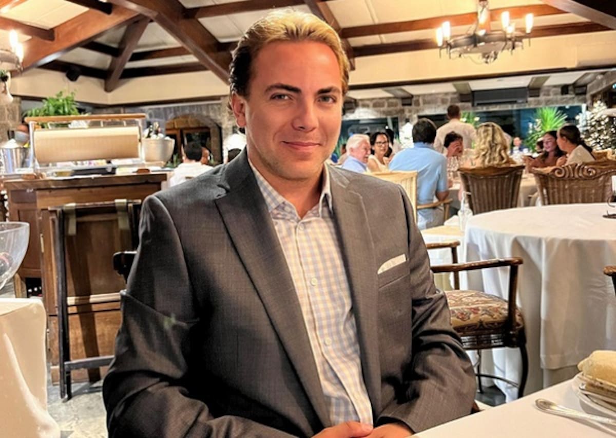 Cristian Castro volverá a contraer matrimonio.
