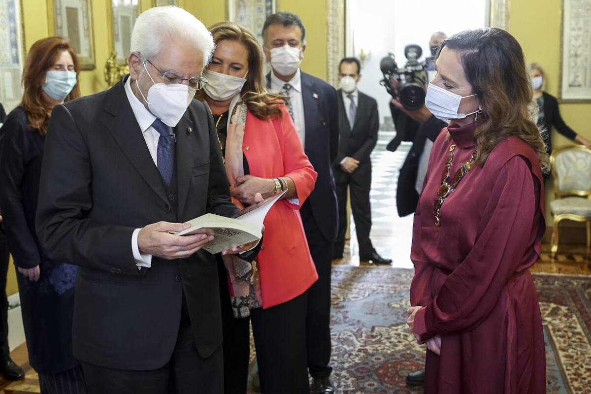 Beatriz Gutiérrez Müller se reúne con presidente de Italia