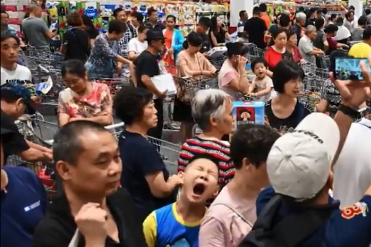 Entre clientes eufóricos, abre primer Costco en China