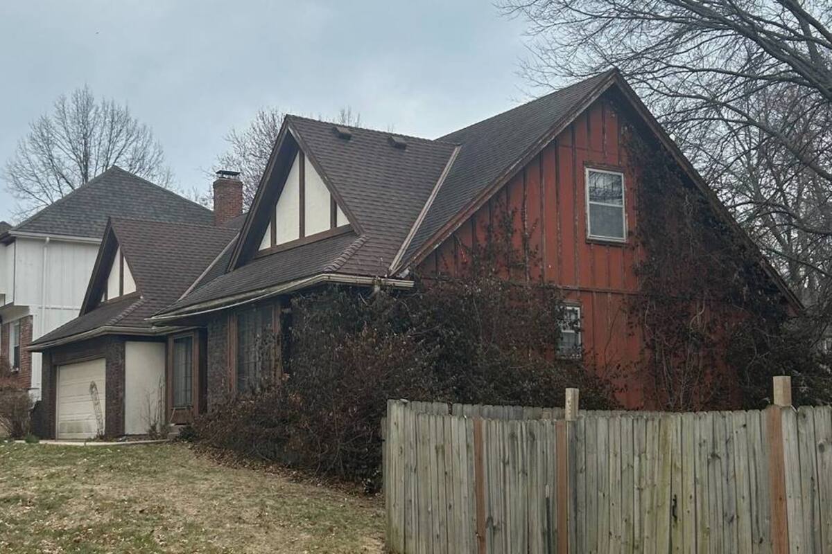 Pareja mantuvo oculto por 6 años el cadáver de un anciano para cobrar su pensión