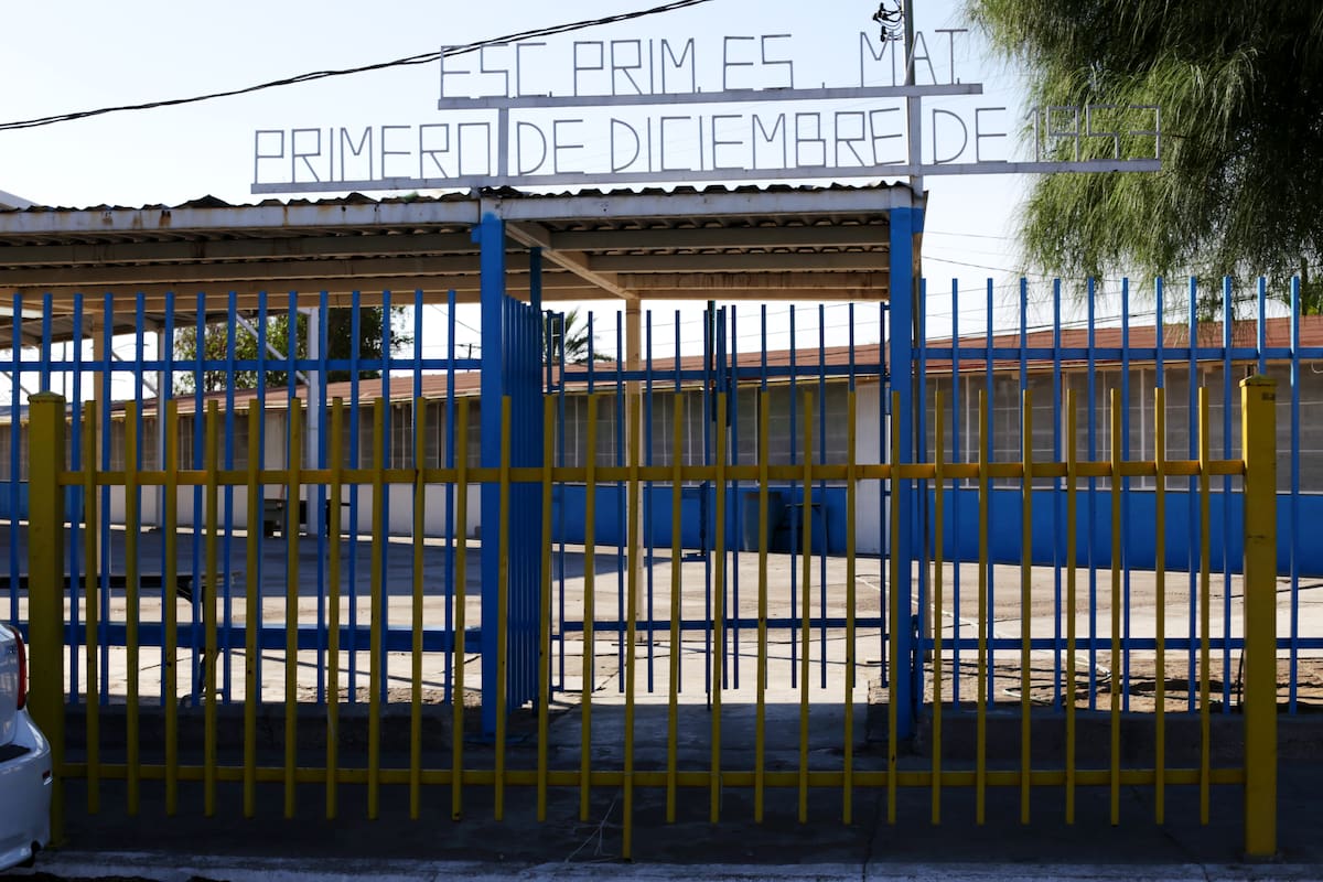 Establecen escuelas su regreso a las aulas