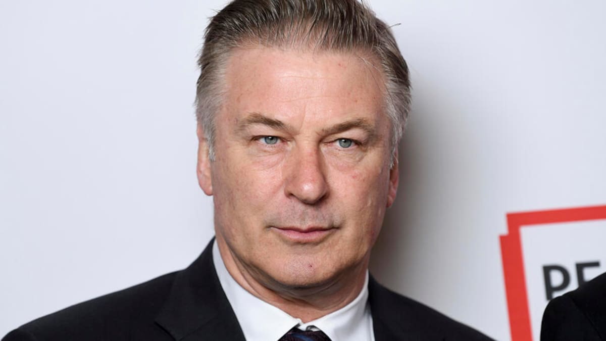 Alec Baldwin enfrentará juicio civil en octubre de 2026 por el tiroteo en ‘Rust’