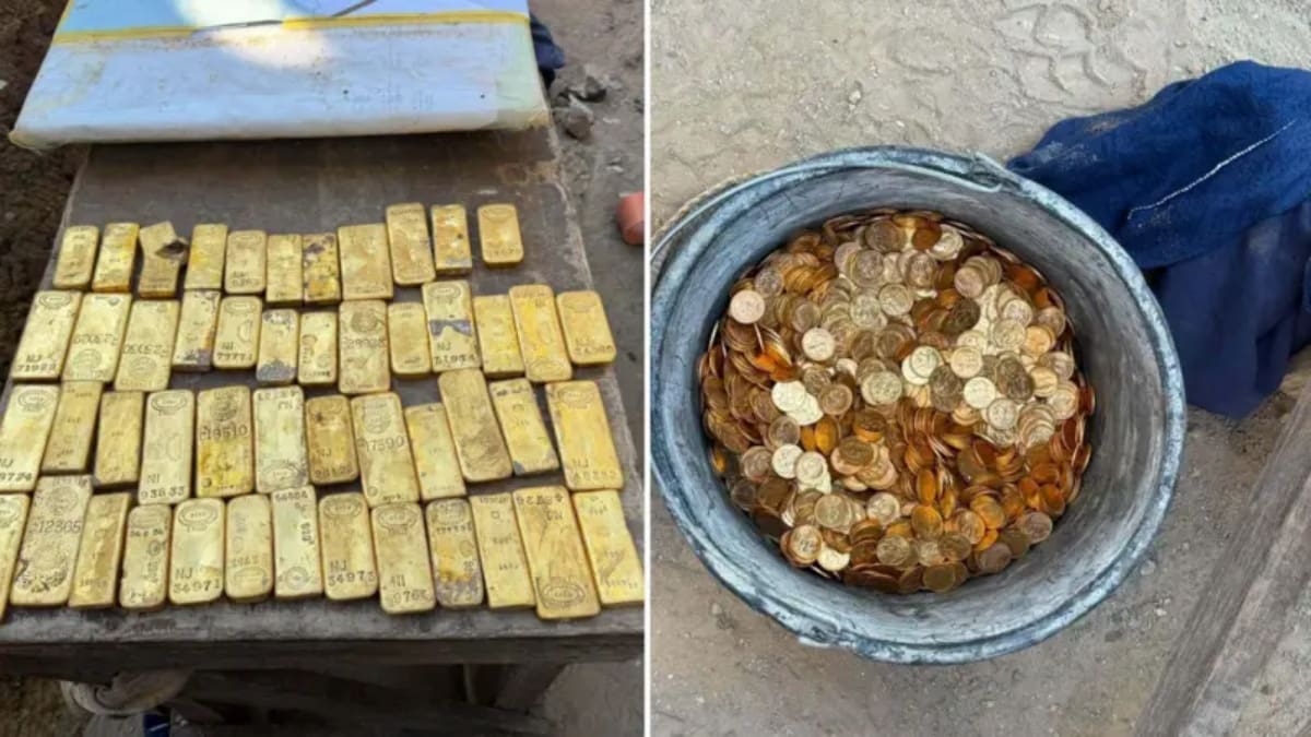 El tesoro apareció cuando los trabajadores realizaban una obra para instalar tuberías. Entre los objetos encontrados había lingotes y miles de monedas cuyo valor conjunto fue estimado en unos 178 millones de pesos. (Policía Local de Dendermonde
)