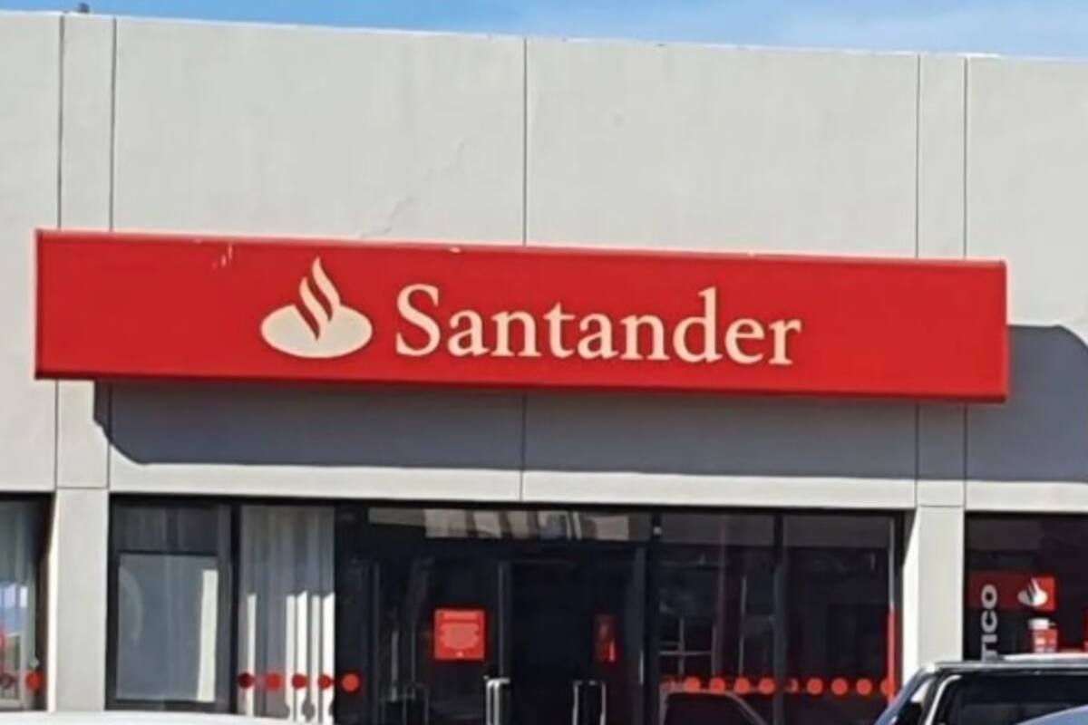 Santander suspende servicios en 84 sucursales por coronavirus