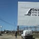 Tijuana mantiene espectaculares irregulares pese a clausuras municipales