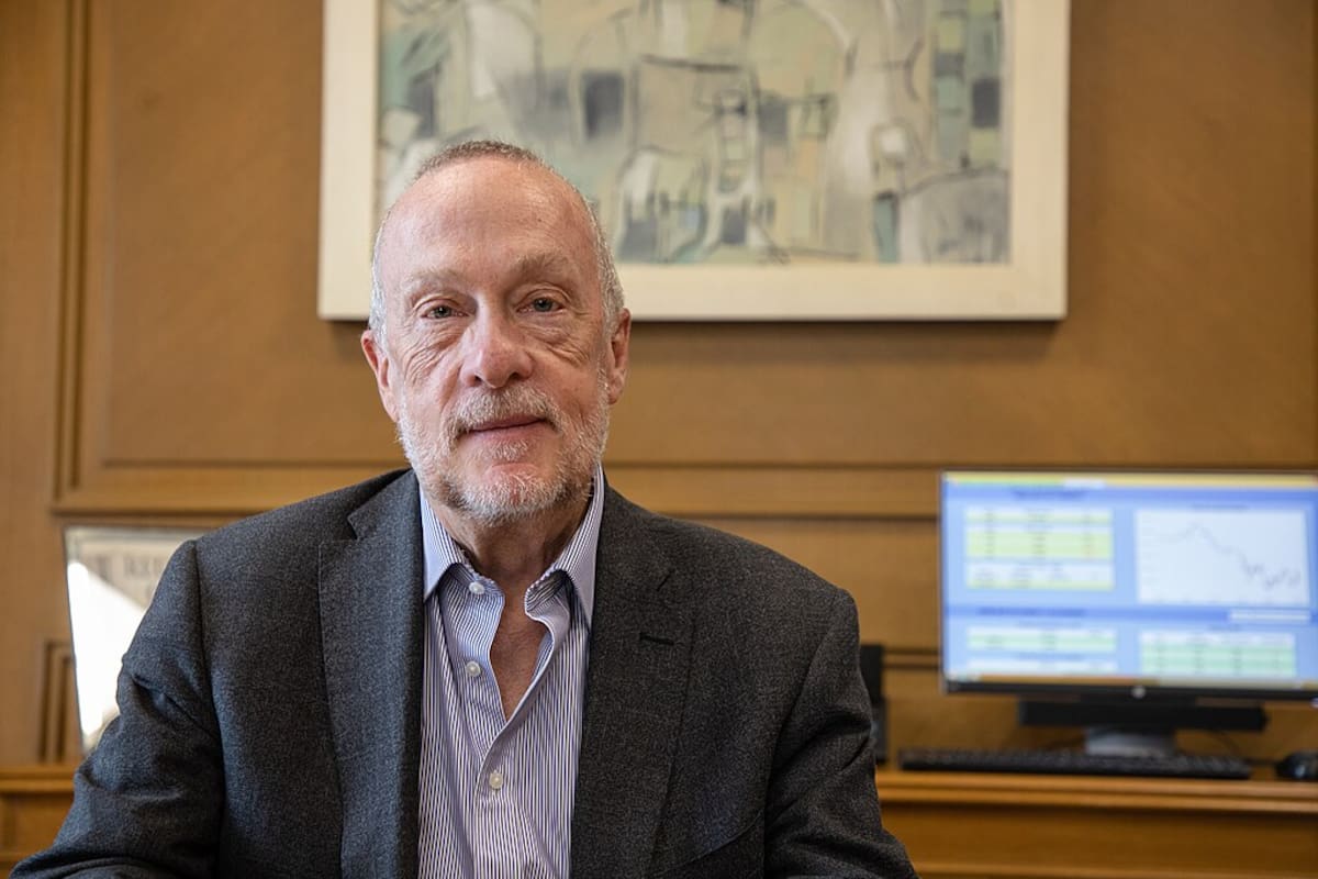 Jonathan Heath advierte que alza al impuesto a refrescos y nuevos aranceles podrían acelerar la inflación