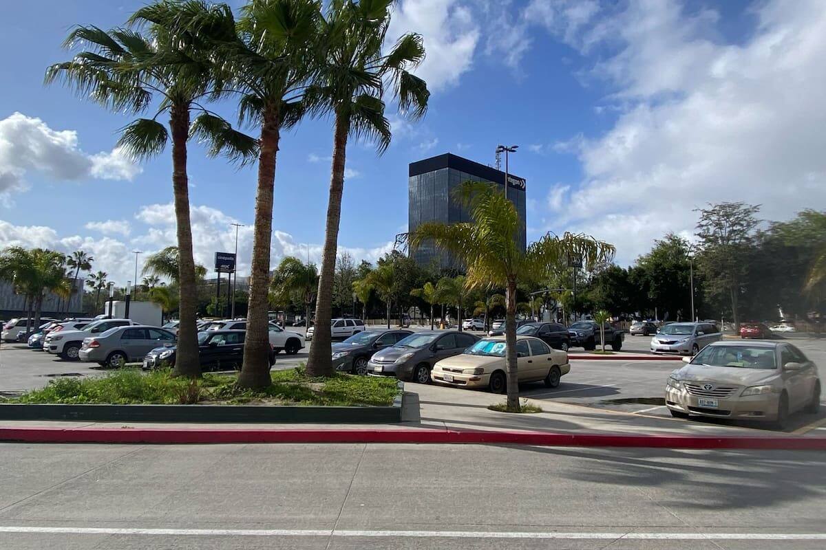 Buscan ampararse plazas ante reforma sobre primeros 40 minutos gratis de estacionamiento