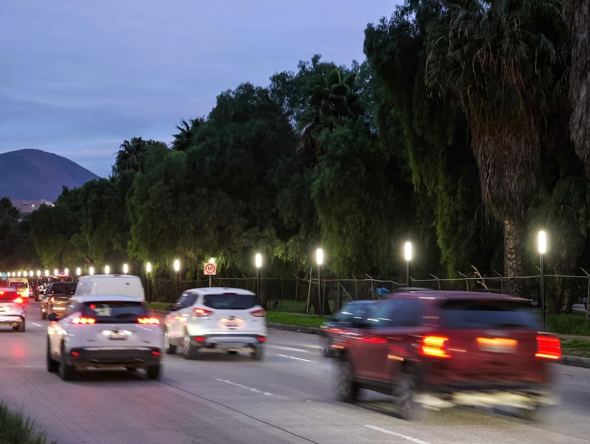 La obra abarca 2.1 kilómetros, incluye 217 luminarias y tuvo una inversión superior a 10.4 millones de pesos. Foto: Cortesía