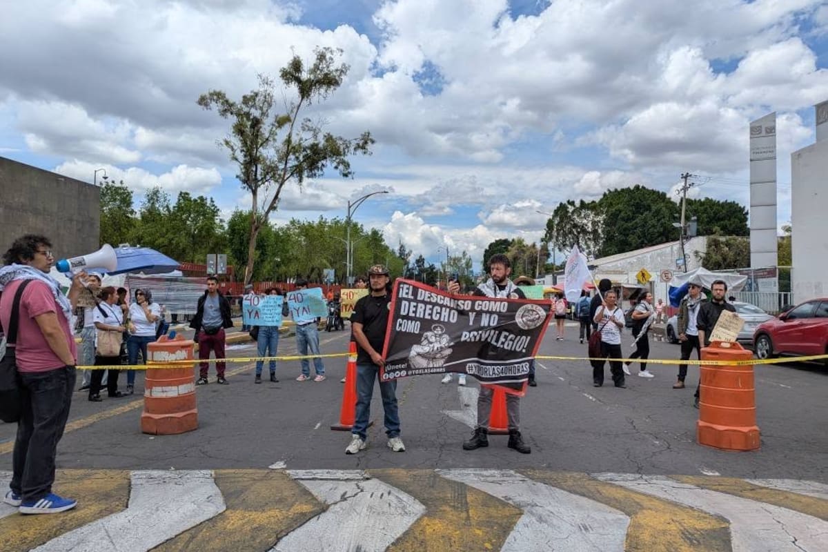 Frente por las 40 horas protesta frente a Cámara de Diputados; exigen iniciativas reales que “no solo queden en el tintero”