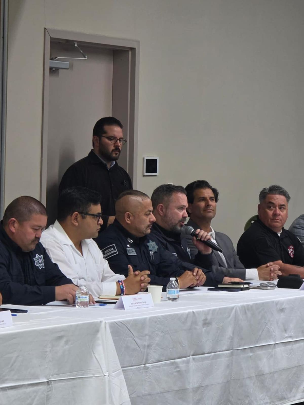 Autoridades municipales y estatales iniciaron la planeación del operativo de seguridad para el periodo vacacional de Semana Santa, con acciones preventivas en escuelas, colonias y zonas comerciales para proteger a turistas y residentes. Foto: Cortesía