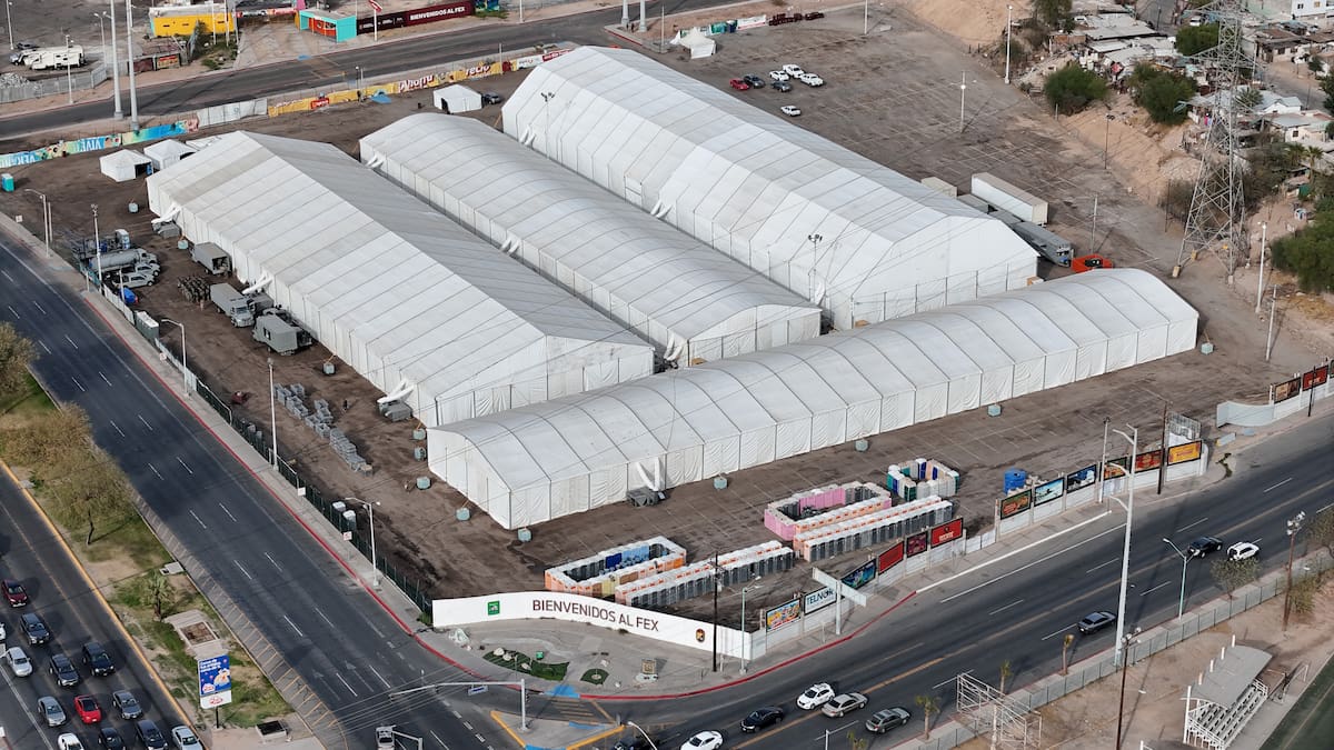 Autoridades han expresado que las instalaciones del mega albergue se van utilizar en caso de deportaciones masivas por parte del gobierno de Estados Unidos, pero hasta el momento no han sucedido. Foto: Arturo Ceceña