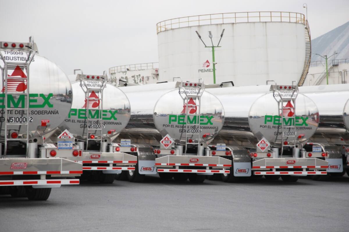 Fitch Ratings reduce calificación de Pemex