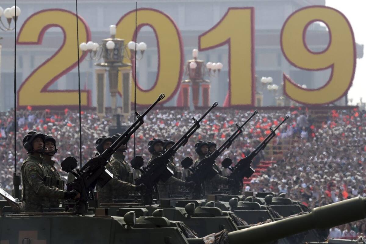 Grandes camiones con misiles nucleares: China muestra poderío armamentista
